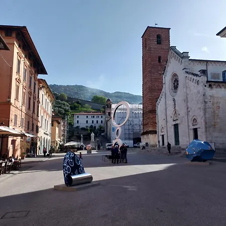 Appartement Casa42 Luce Quiete E Relax A 150m Da Piazza Duomo Pietrasanta